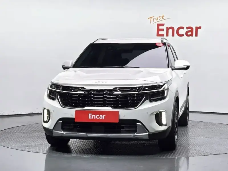2023 Kia Seltos с пробегом 15 145 км