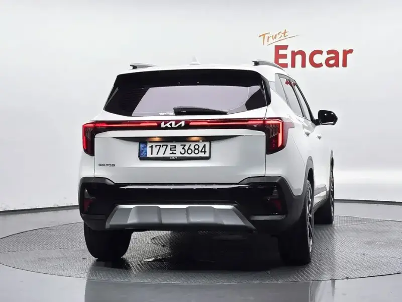 2023 Kia Seltos с пробегом 15 145 км
