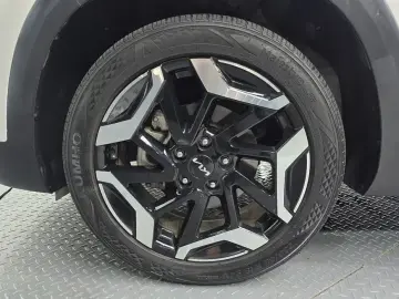 2023 Kia Seltos с пробегом 15 145 км