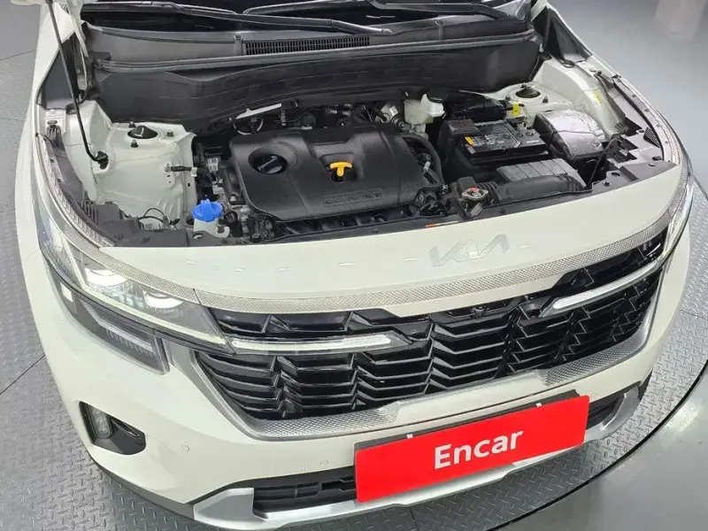 2023 Kia Seltos с пробегом 15 145 км