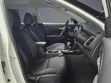 2023 Kia Seltos с пробегом 15 145 км