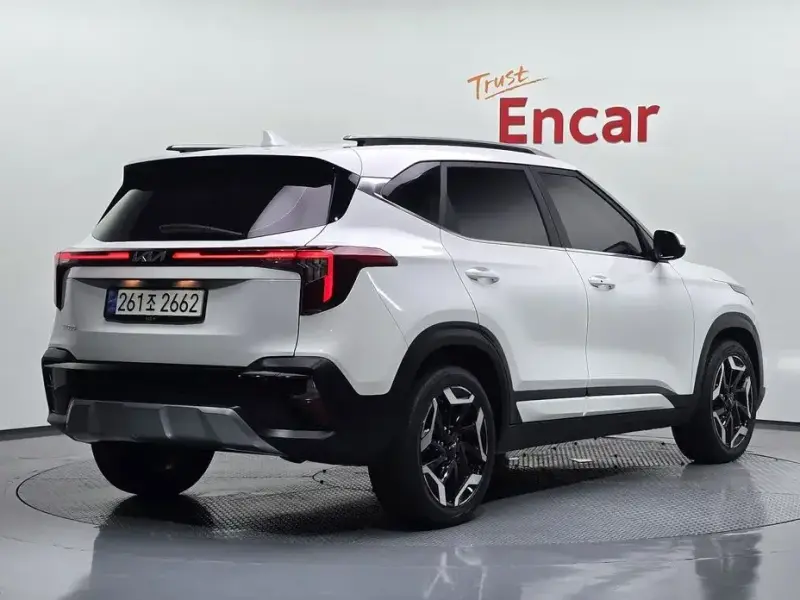 2023 Kia Seltos с пробегом 45 664 км
