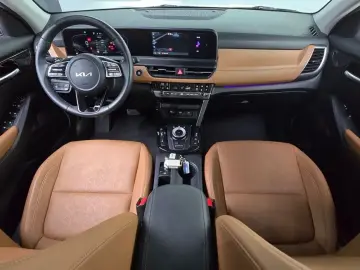 2023 Kia Seltos с пробегом 45 664 км