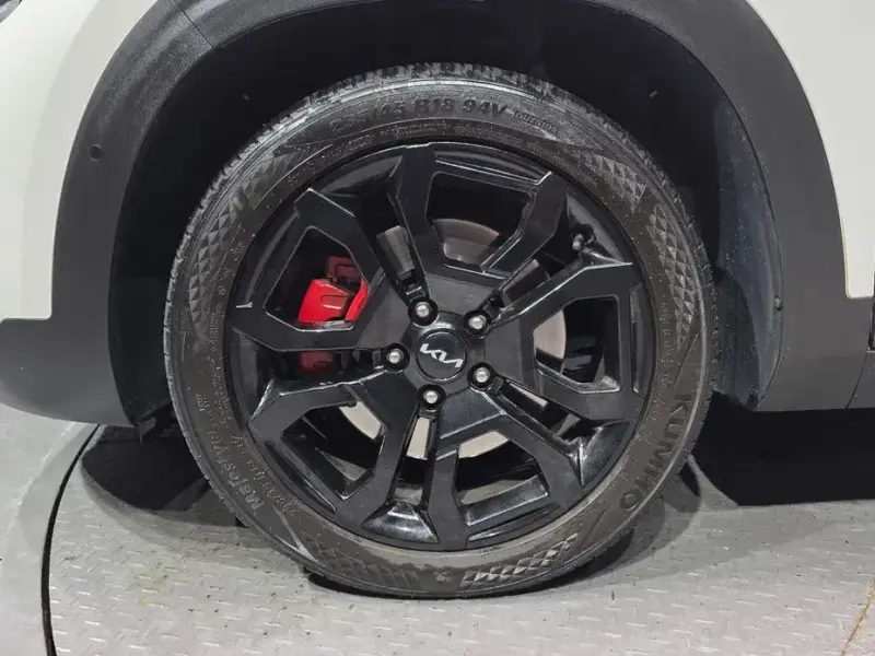2024 Kia Seltos с пробегом 12 226 км