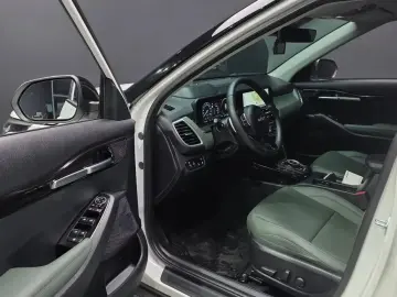 2024 Kia Seltos с пробегом 12 226 км