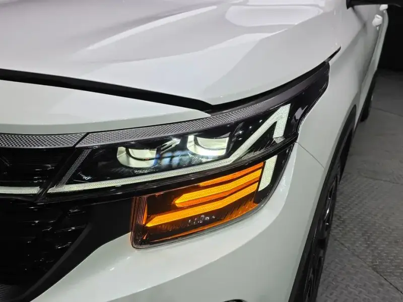 2024 Kia Seltos с пробегом 12 226 км