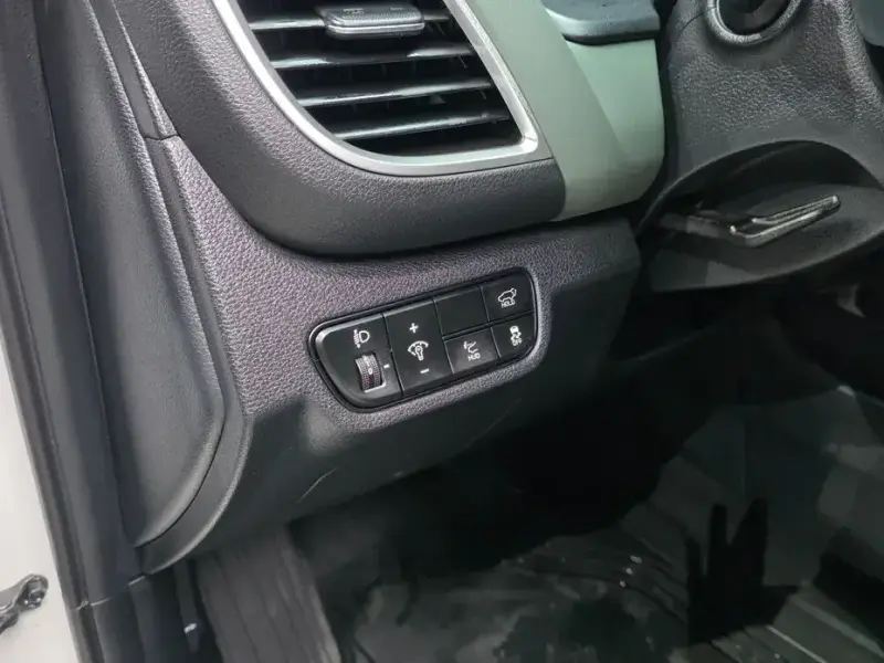 2024 Kia Seltos с пробегом 12 226 км