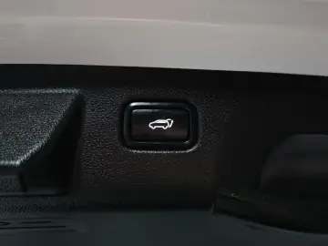 2024 Kia Seltos с пробегом 12 226 км