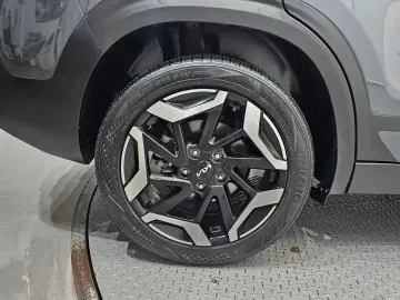 2023 Kia Seltos с пробегом 33 102 км