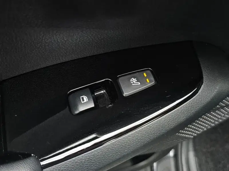 2023 Kia Seltos с пробегом 33 102 км