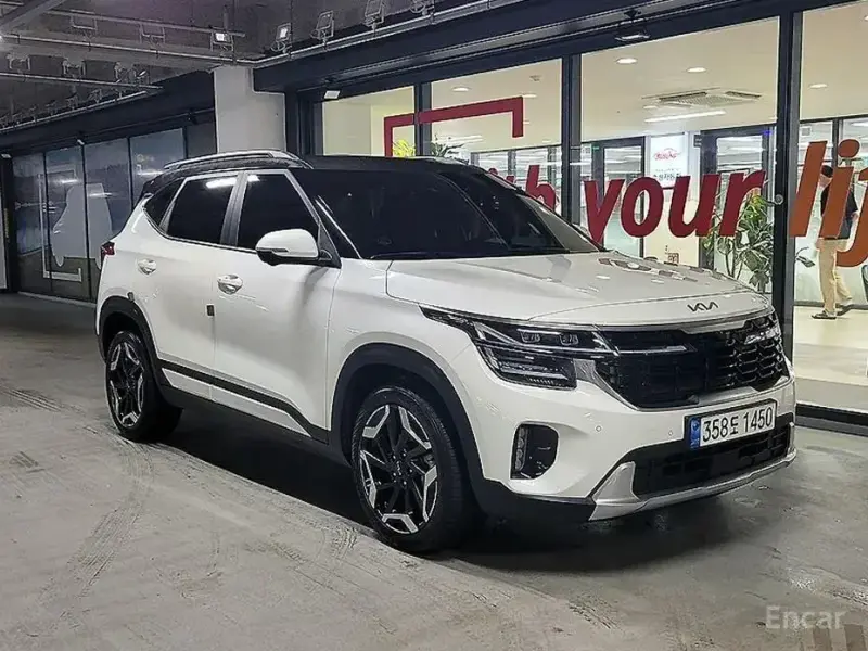 2023 Kia Seltos с пробегом 13 900 км