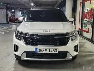2023 Kia Seltos с пробегом 13 900 км
