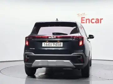 2023 Kia Seltos с пробегом 19 350 км