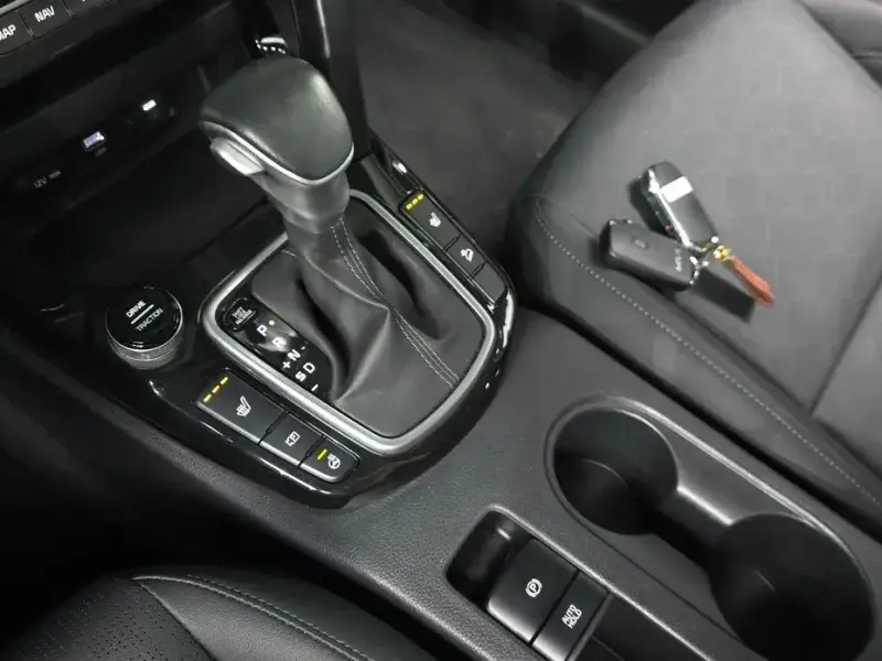 2023 Kia Seltos с пробегом 19 350 км