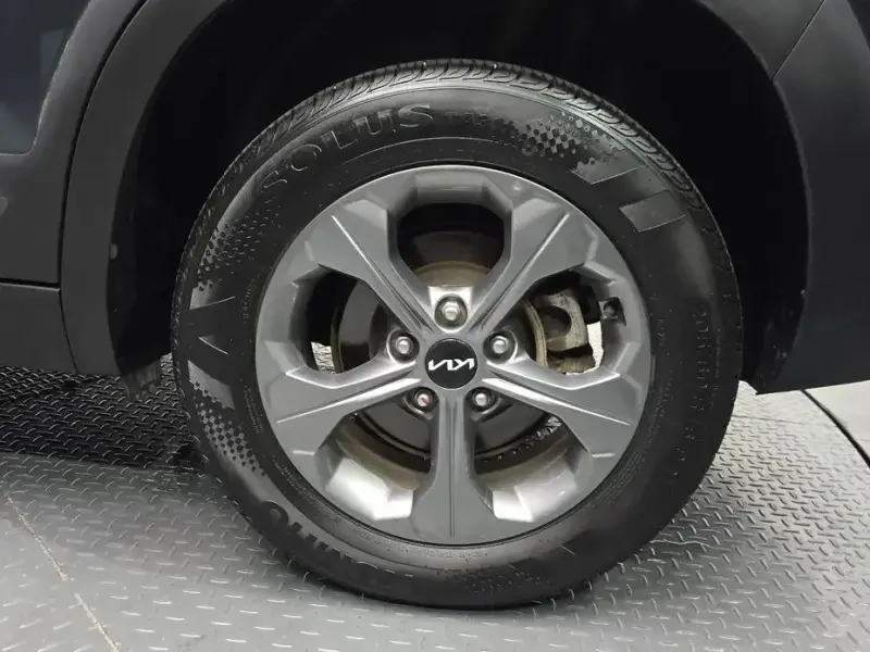 2023 Kia Seltos с пробегом 19 350 км