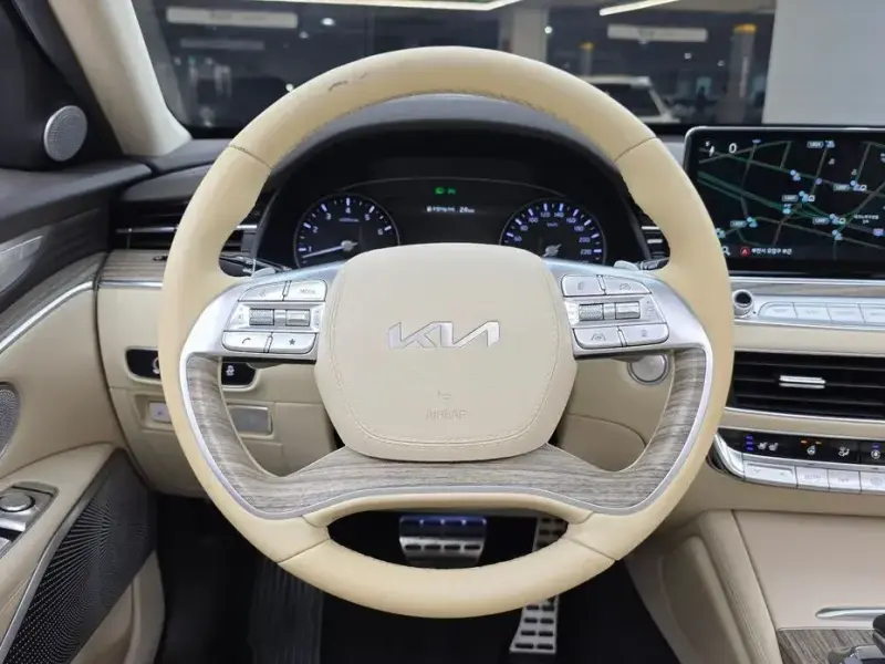 2023 Kia K9 с пробегом 49 668 км