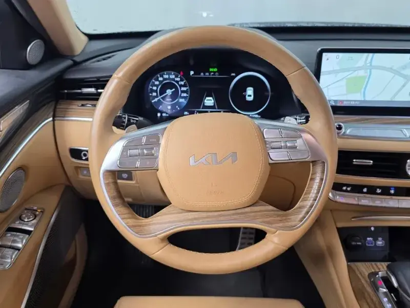 2023 Kia K9 с пробегом 61 239 км