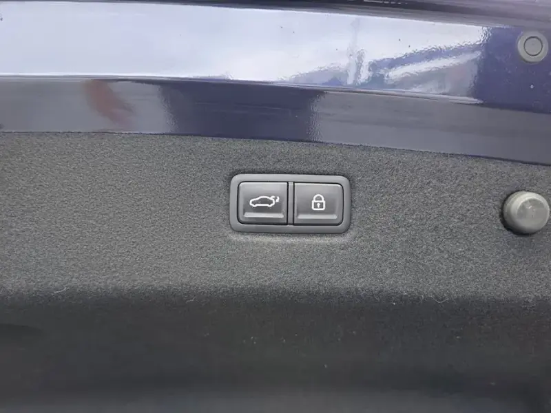 2023 Kia K9 с пробегом 61 239 км
