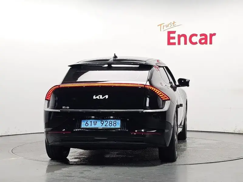 2023 Kia EV6 с пробегом 53 411 км