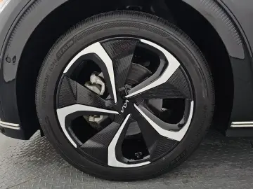 2023 Kia EV6 с пробегом 53 411 км