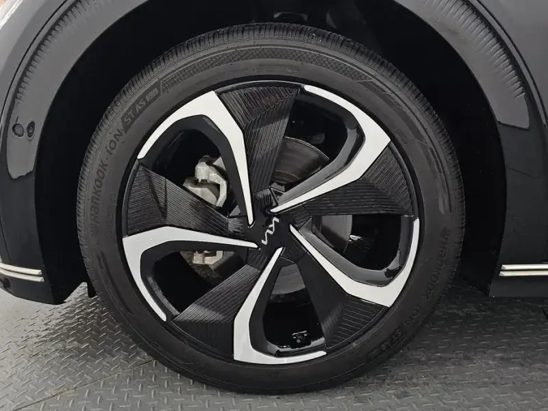 2023 Kia EV6 с пробегом 53 411 км
