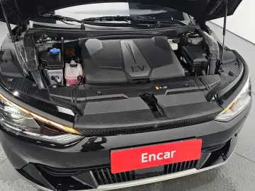 2023 Kia EV6 с пробегом 53 411 км