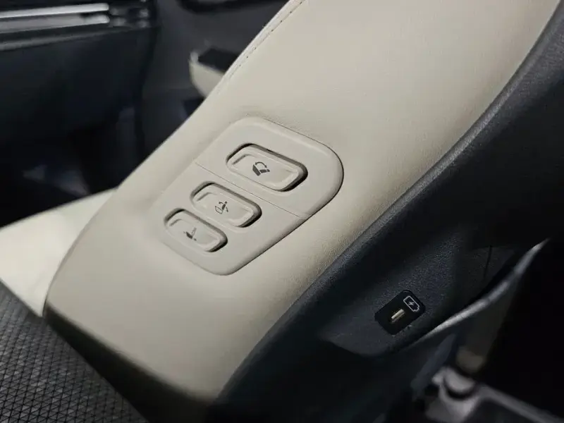 2023 Kia EV6 с пробегом 53 411 км