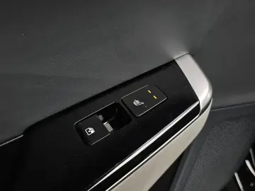 2023 Kia EV6 с пробегом 53 411 км