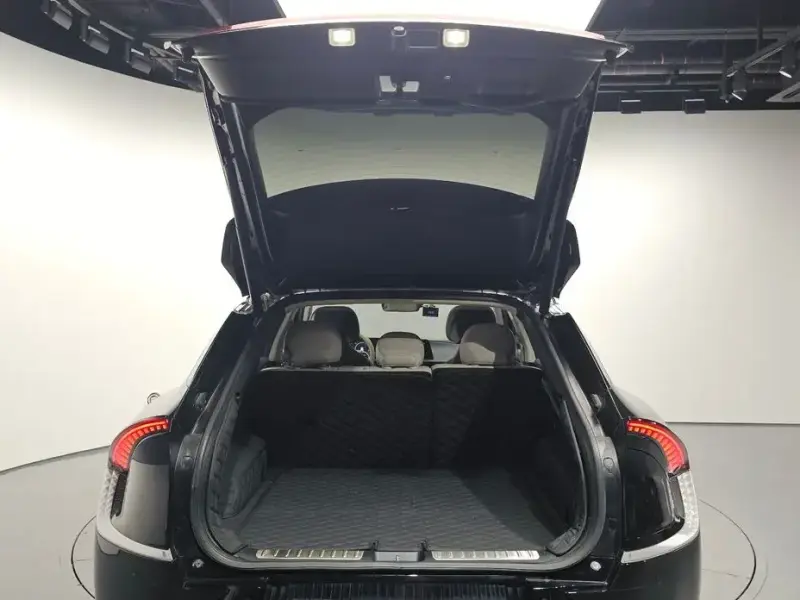 2023 Kia EV6 с пробегом 53 411 км