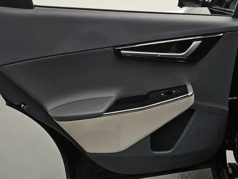 2023 Kia EV6 с пробегом 53 411 км