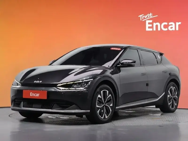 2022 Kia EV6 с пробегом 35 904 км