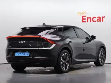 2022 Kia EV6 с пробегом 35 904 км