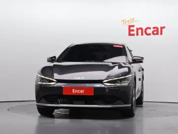 2022 Kia EV6 с пробегом 35 904 км