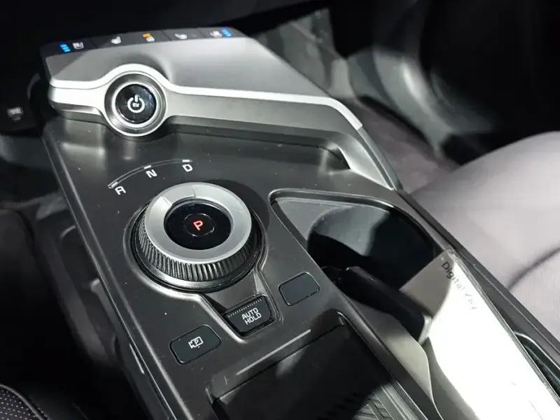 2022 Kia EV6 с пробегом 35 904 км