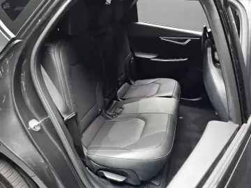 2022 Kia EV6 с пробегом 35 904 км
