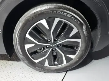 2022 Kia EV6 с пробегом 35 904 км