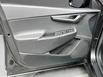 2022 Kia EV6 с пробегом 35 904 км