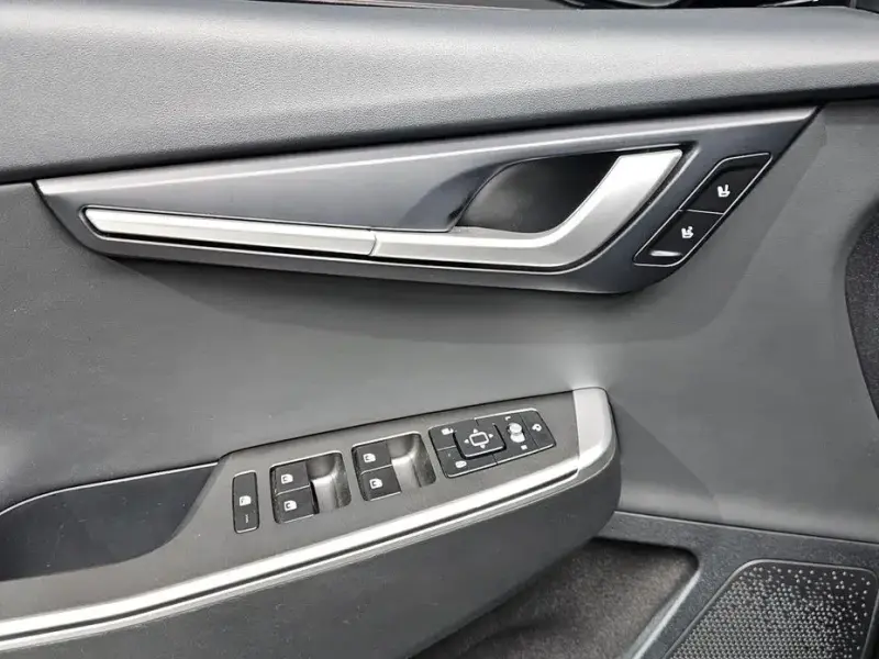 2022 Kia EV6 с пробегом 35 904 км