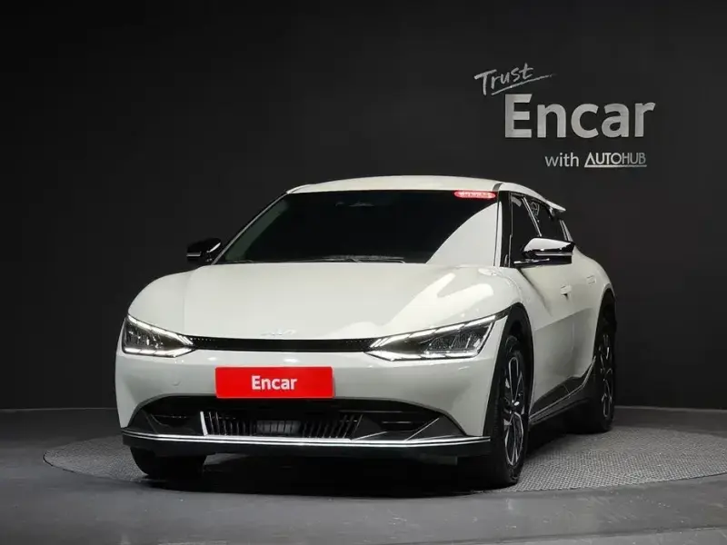 2023 Kia EV6 с пробегом 11 848 км