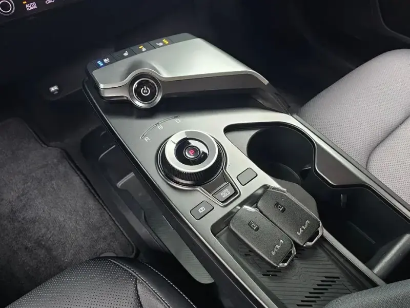 2023 Kia EV6 с пробегом 11 848 км