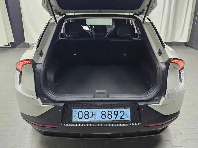 2023 Kia EV6 с пробегом 11 848 км