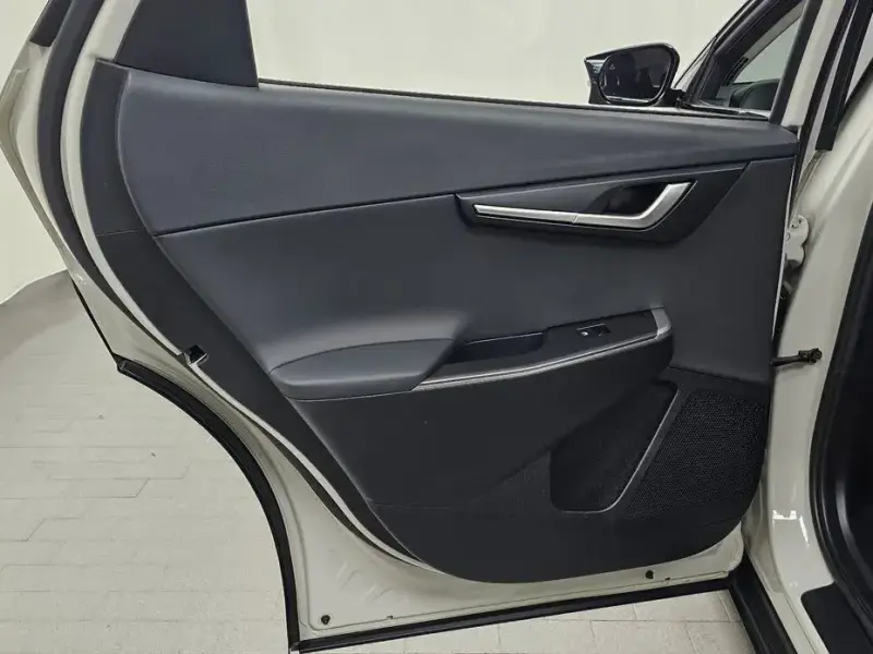 2023 Kia EV6 с пробегом 11 848 км