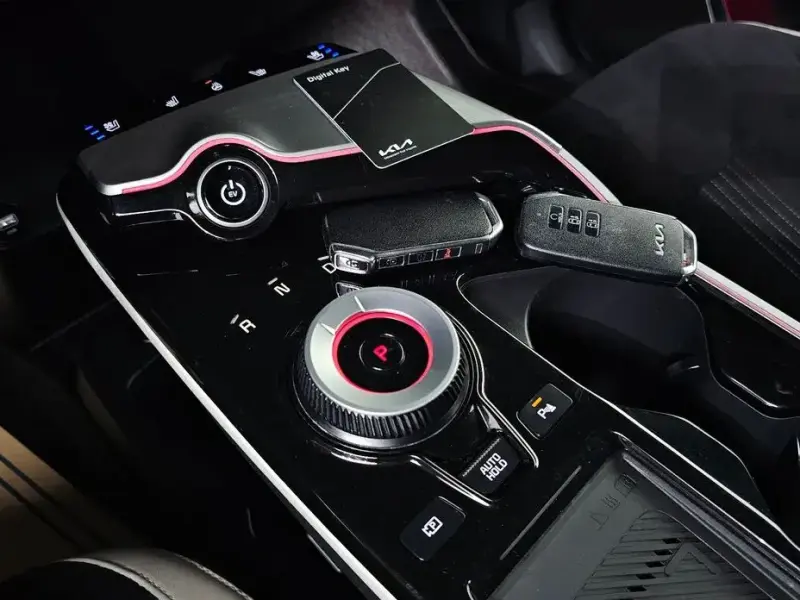 2022 Kia EV6 с пробегом 99 709 км