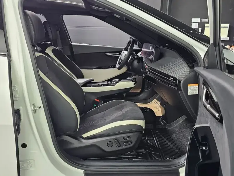 2022 Kia EV6 с пробегом 99 709 км