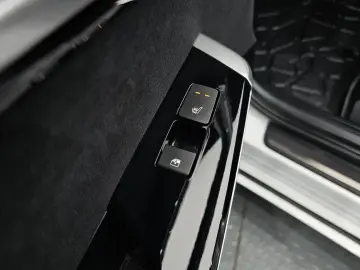 2022 Kia EV6 с пробегом 99 709 км