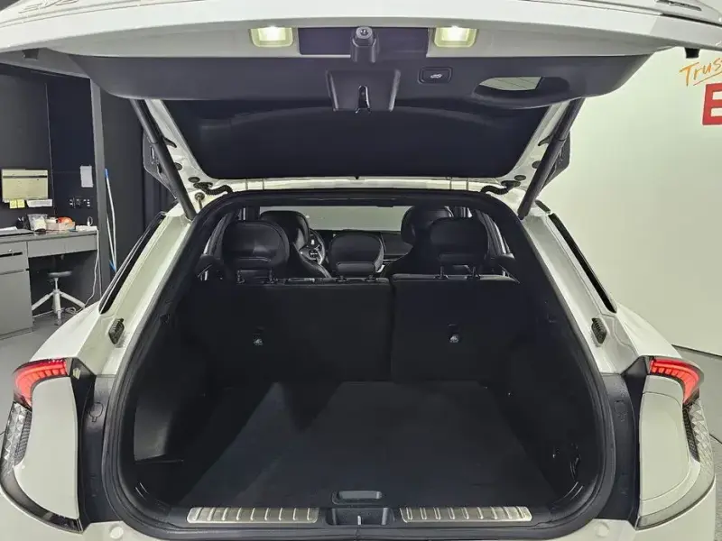 2022 Kia EV6 с пробегом 99 709 км