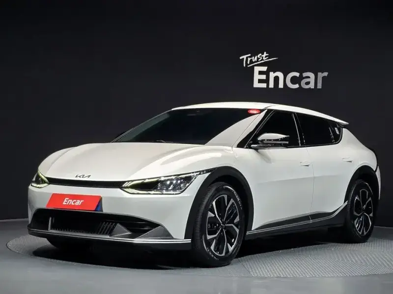 2022 Kia EV6 с пробегом 20 042 км