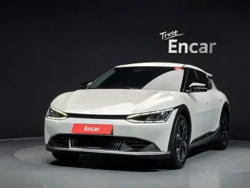 2022 Kia EV6 с пробегом 20 042 км