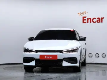 2022 Kia EV6 с пробегом 77 389 км
