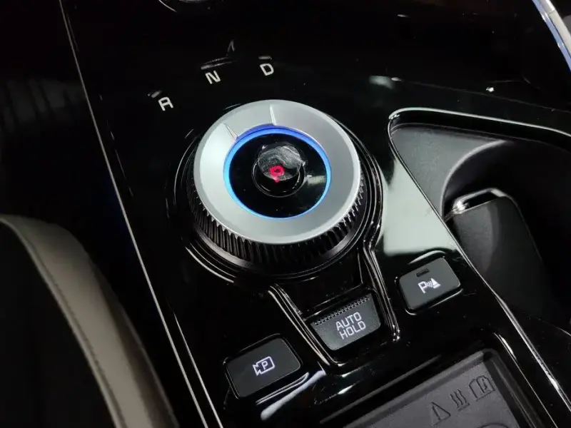 2022 Kia EV6 с пробегом 77 389 км